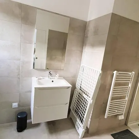 Copains, 5 Pers, Piscine Chauffee, 5 Mn