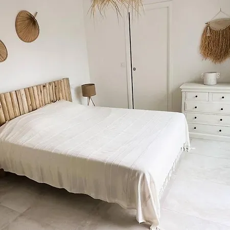 Copains, 5 Pers, Piscine Chauffee, 5 Mn Villa