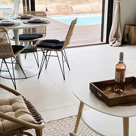 Copains, 5 Pers, Piscine Chauffee, 5 Mn Villa